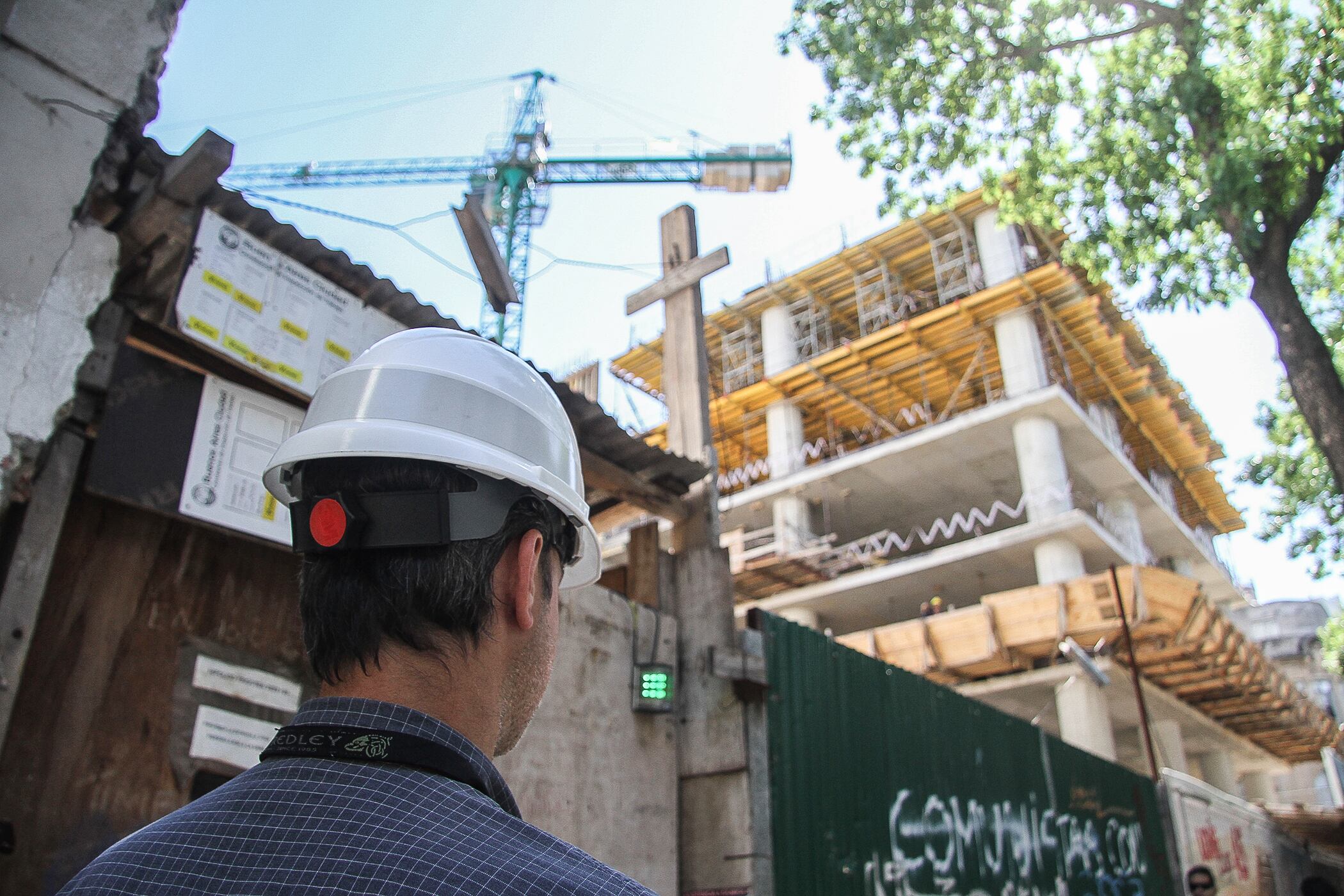 El rubro de la construcción bajó 18 por ciento en agosto en términos interanual.