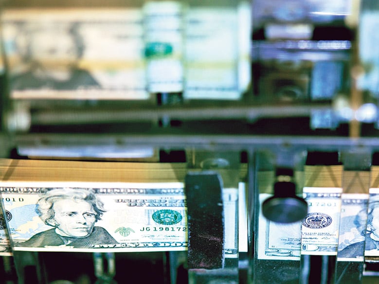 Las reservas cerraron en 38.722 millones de dólares por los billetes del blanqueo.