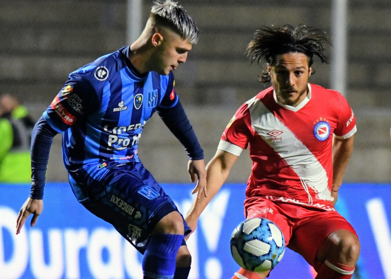 MacAllister marcó el primer gol de Argentinos 