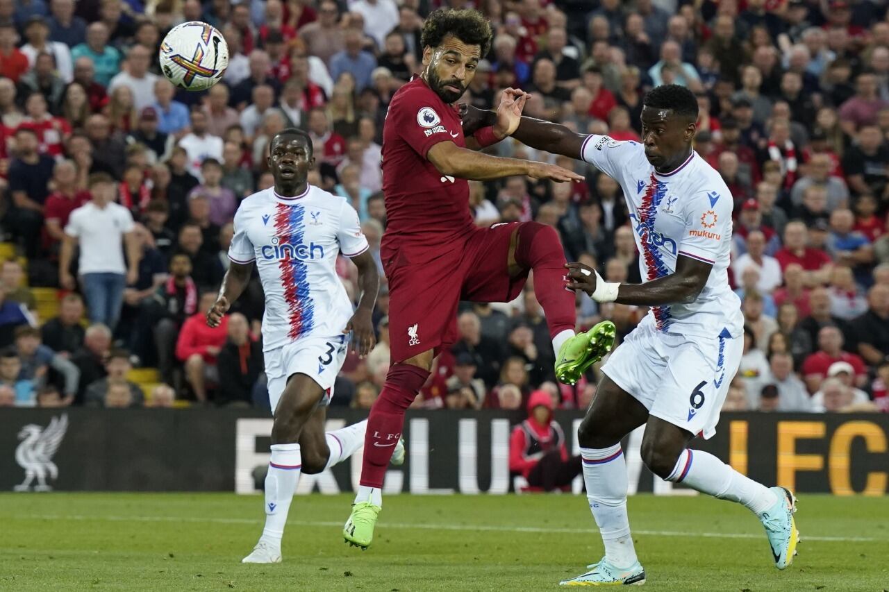 Salah intenta ante Guehi, aunque los Reds no pudieron triunfar en Anfield