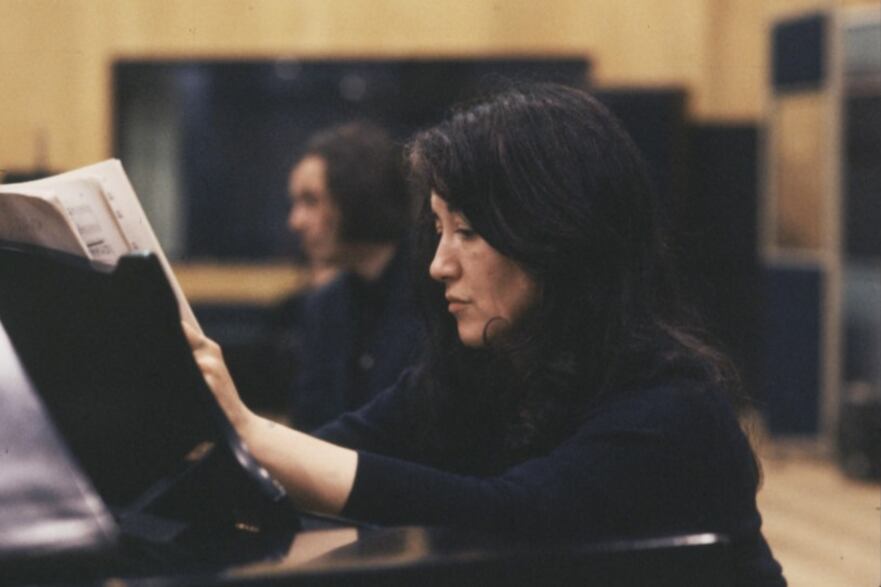 Argerich según el fotógrafo Alex von Koettlitz.