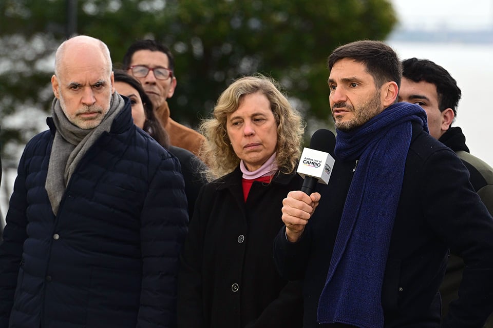 "Muchos deberían pedirle disculpas a esos policías", según Pullaro.