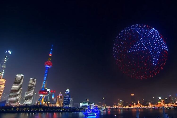 Una de las figuras que se vio en la noche de Shanghai.