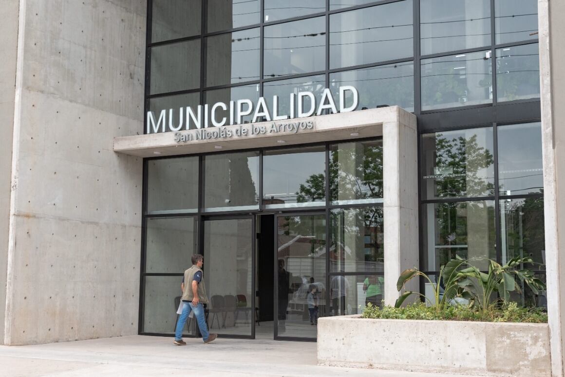 La Municipalidad de San Nicolás fue allanada ayer.