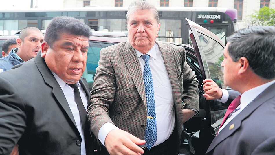 García, ayer a su llegada a la fiscalía para declarar, poco antes de pedir asilo a Uruguay.