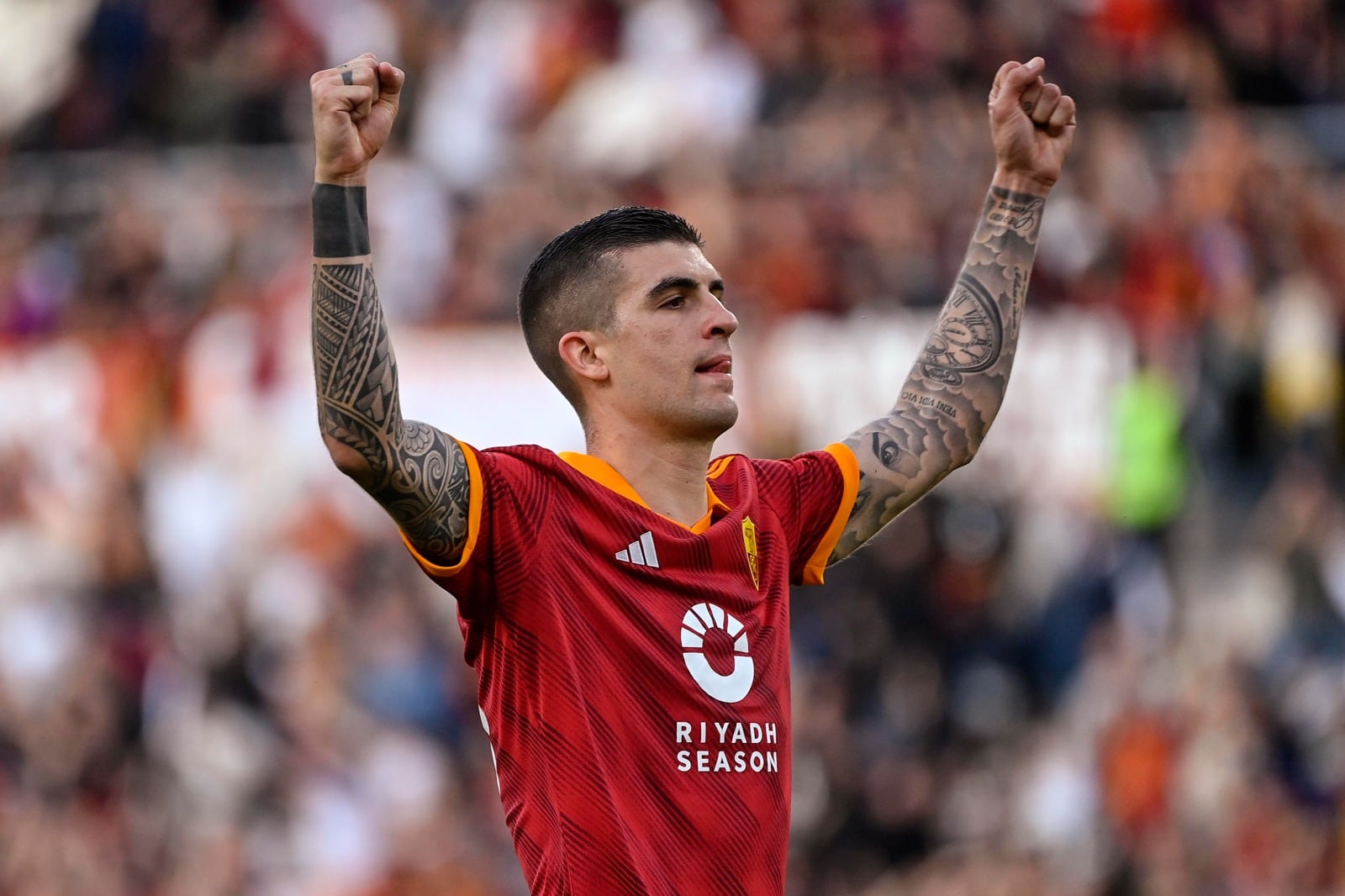 Mancini celebra el gol del triunfo romano