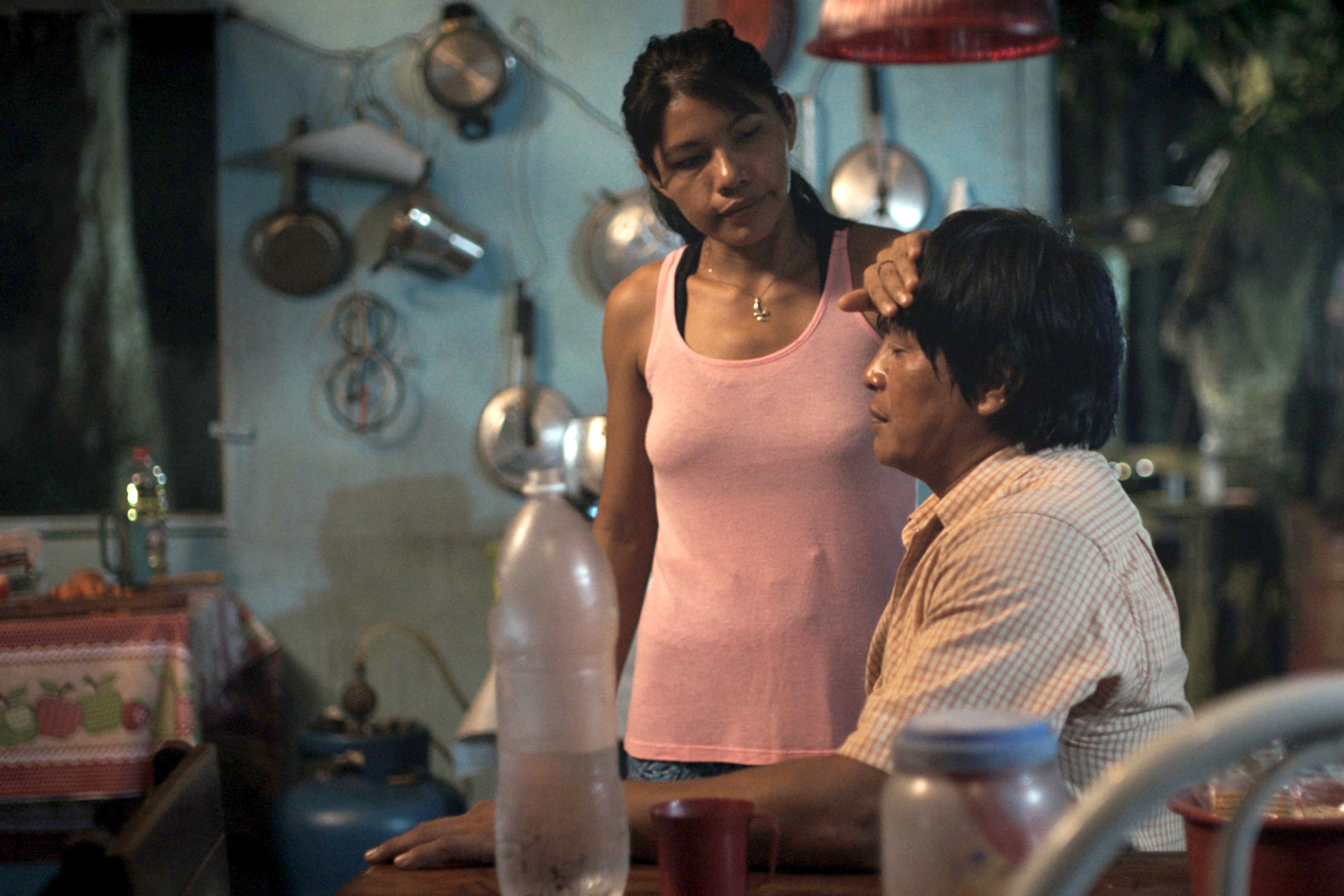  "A febre" es un relato minimalista que sin embargo aborda un amplio abanico de temas. 