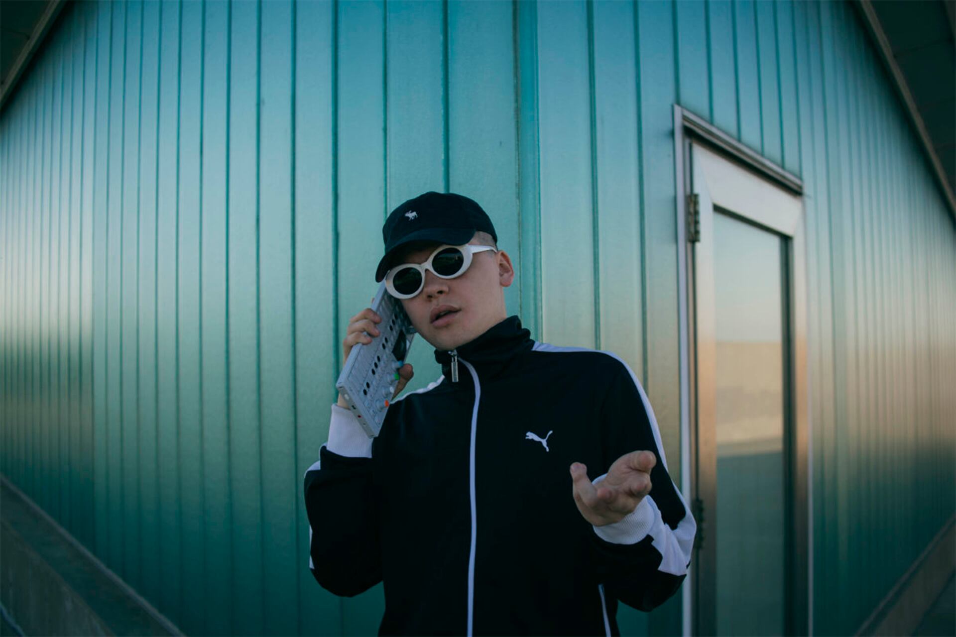 El productor estrella se cruzó con el trapero francés Mohamed Sylla (MHD), propulsor del afro-trap, para la BZRP #44