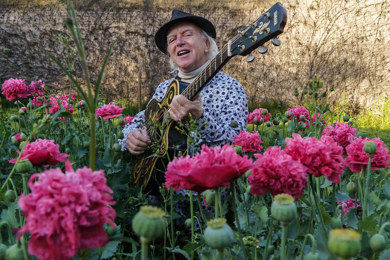 "El poder económico manipula la realidad para convertirla en un tecnofeudalismo", dice Cantilo