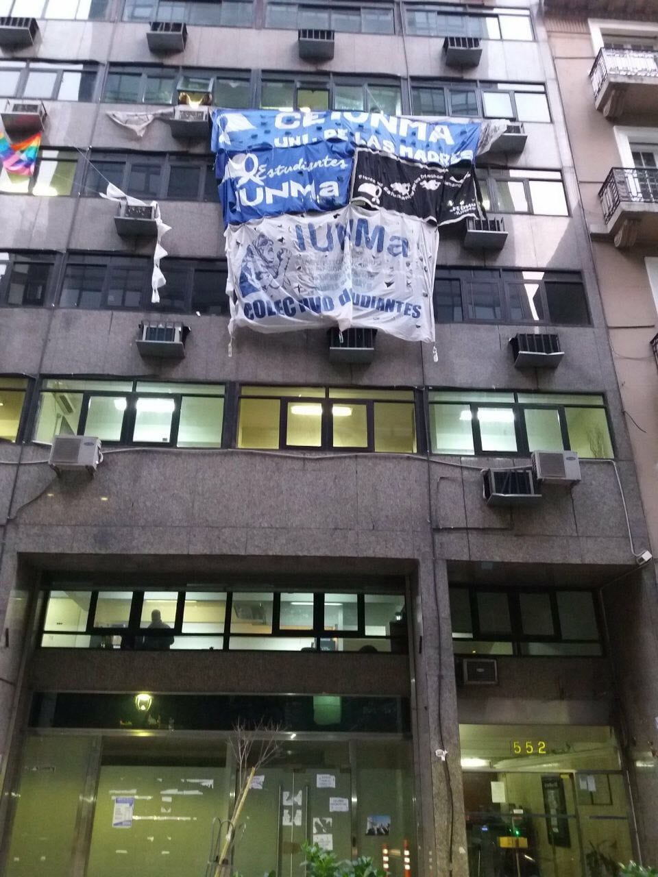 La universidad de las Madres está tomada desde anoche.