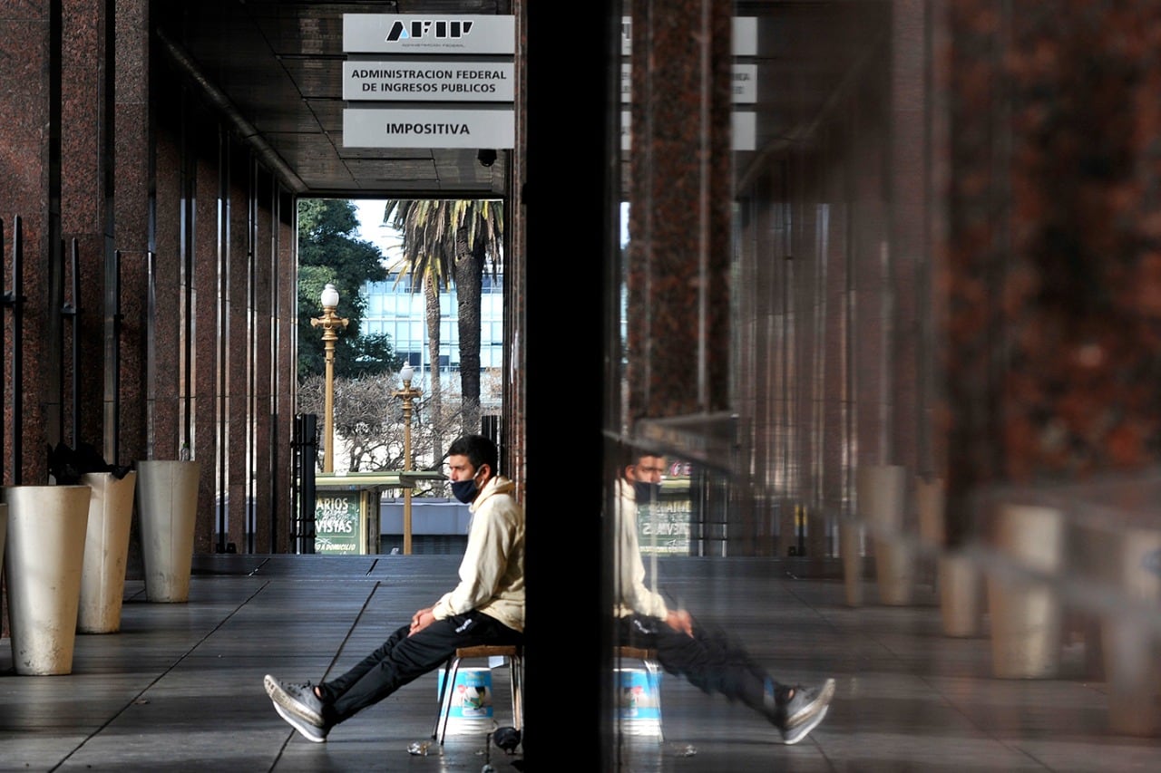 La AFIP estableció la fecha en que los monotributistas deben hacer la recategorización y prorrogó el vencimiento de agosto.