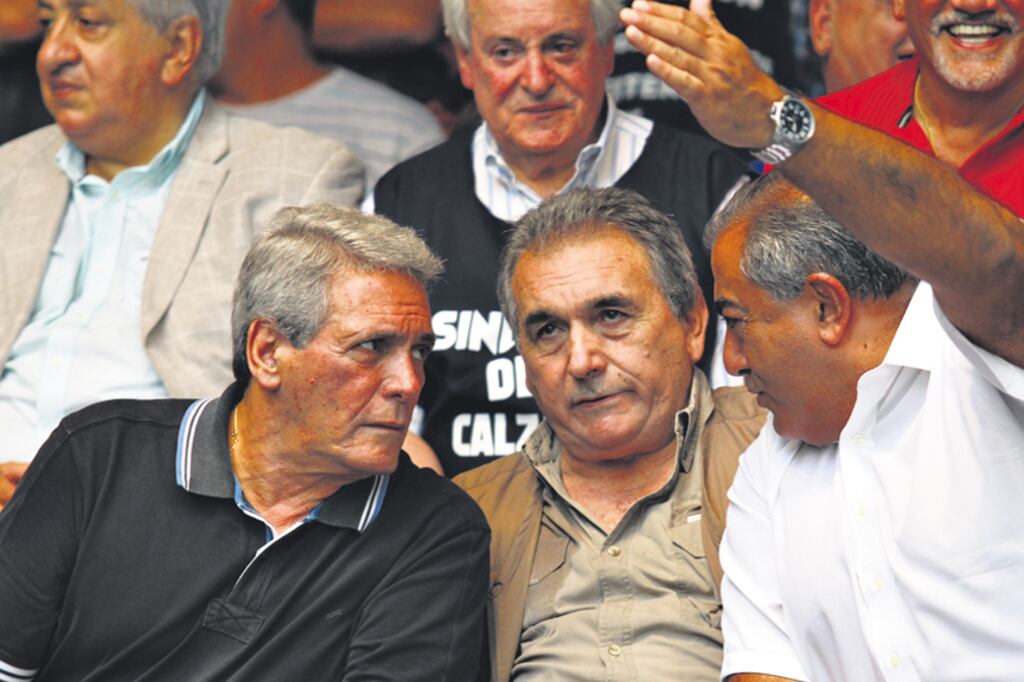 De la reunión con la Iglesia participarán Acuña y Schmid, pero no Daer porque está de viaje.