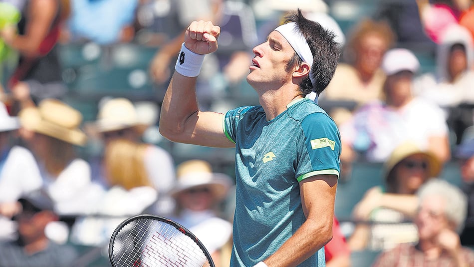 Mayer lució en buena forma en el polvo de ladrillo y se impuso por 6-3 y 6-0.