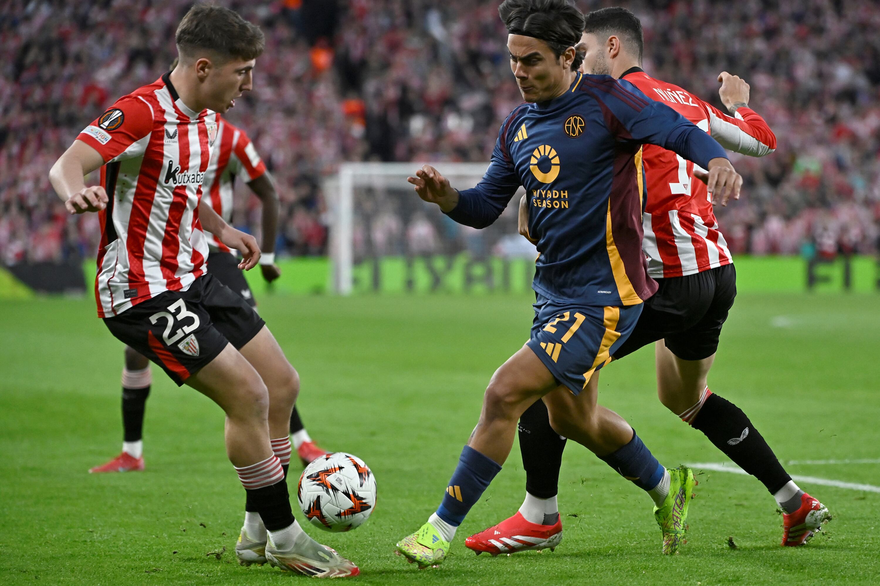 Dybala busca que la operación le corte la racha de lesiones continuas