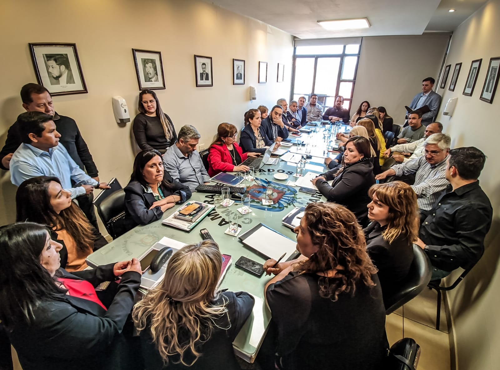 Reunión entre Diputados y Ministras