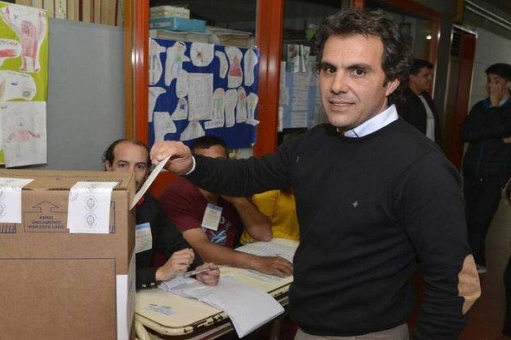 Facundo Coudannes, ex candidato del Frente de Todos, denunció que el intendente Rappalini está vinculado a maniobras fraudulentas.