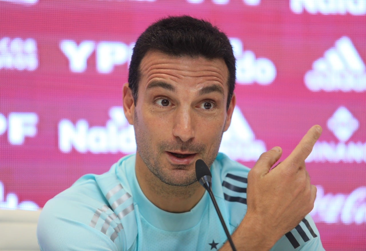 Scaloni se encuentra en Doha