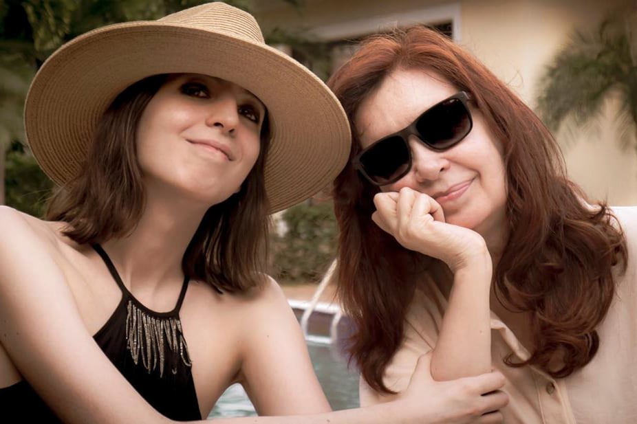 Florencia junto a su madre, Cristina Fernández de Kirchner