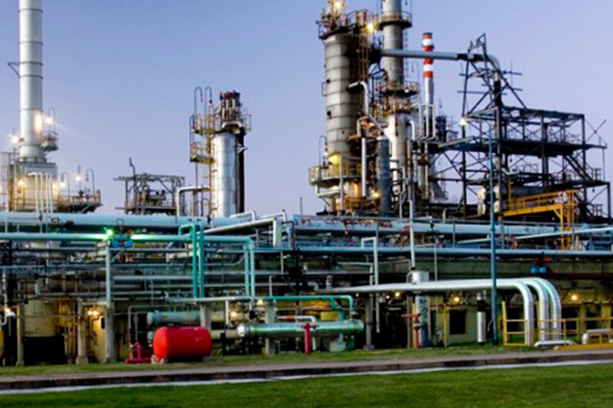 La refinería San Lorenzo funciona desde 1968.