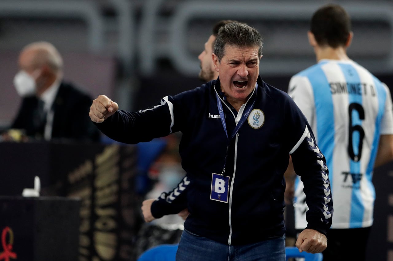 Cadenas, y un Mundial histórico.