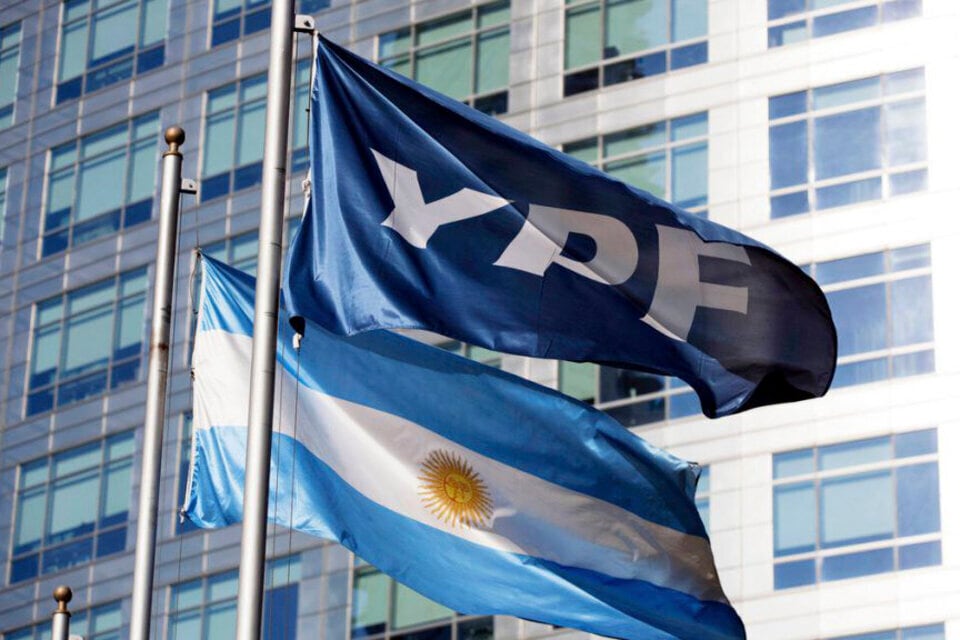 Punta Colorada: dónde queda y cómo es la playa extractivista donde YPF instalará su planta de GNL