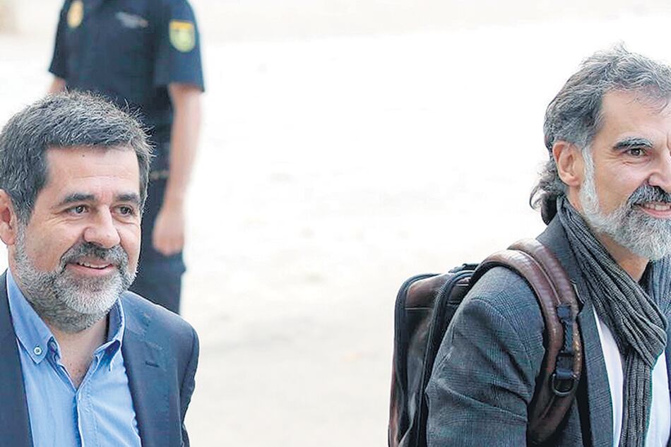 Jordi Sánchez y Jordi Cuixart, referentes independentistas, fueron encarcelados en octubre.