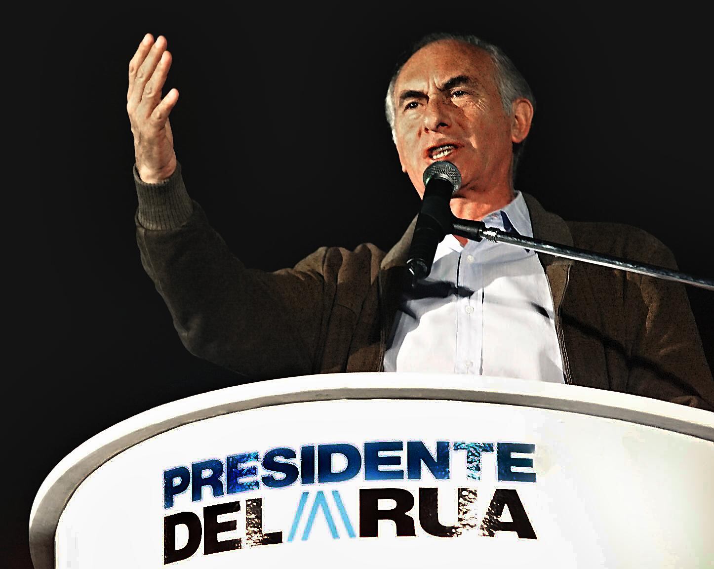 De la Rúa durante la campaña presidencial de 1999.