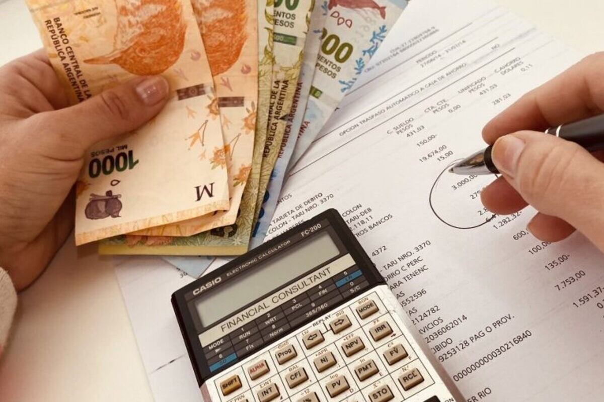 Impuesto a las Ganancias: otro impacto del plan Motosierra sobre los salarios devaluados