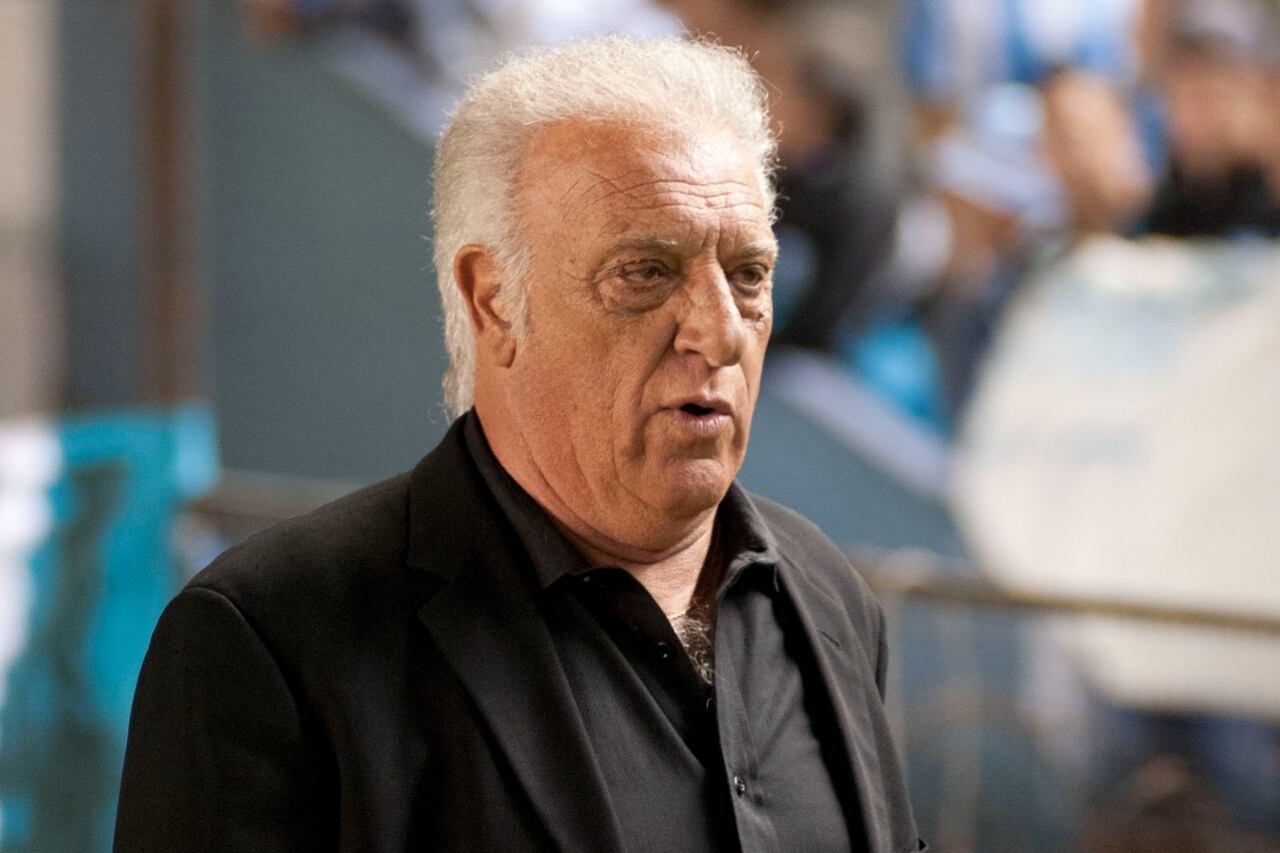 Alfio Basile marcó época como jugador y como entrenador