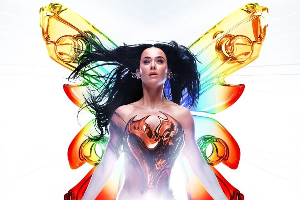 Los organizadores del evento habían compartido días atrás un vídeo con mujeres vestidas con los atuendos más recordados de la compositora estadounidense