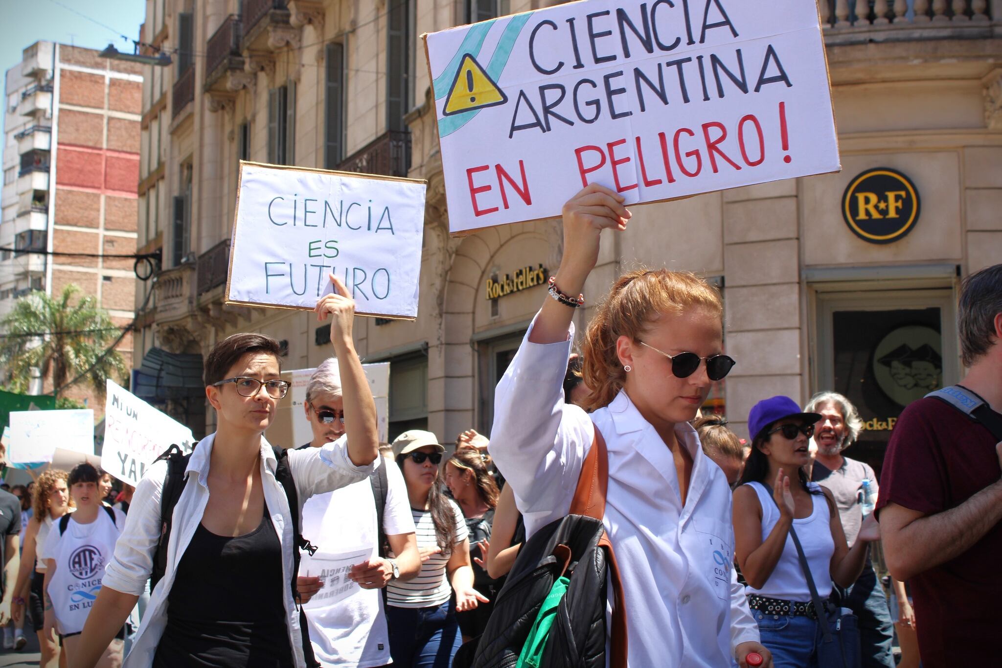 El presupuesto científico terminó un 33 por ciento debajo de 2023.