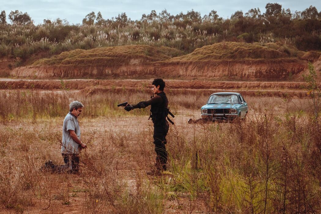"Punto Rojo" marca un nuevo comienzo para la comedia negra argentina.
