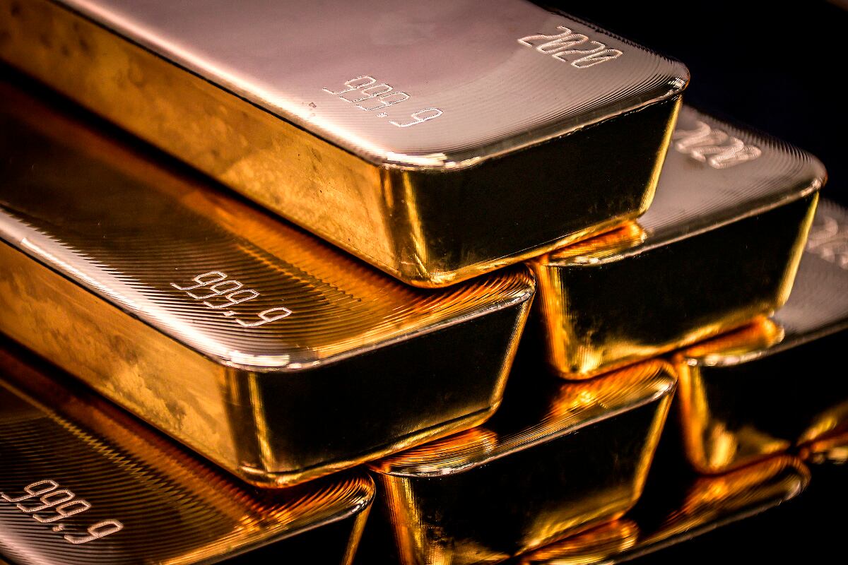 el nivel de reservas en oro suma aproximadamente 4981 millones de dólares, al 23 de agosto