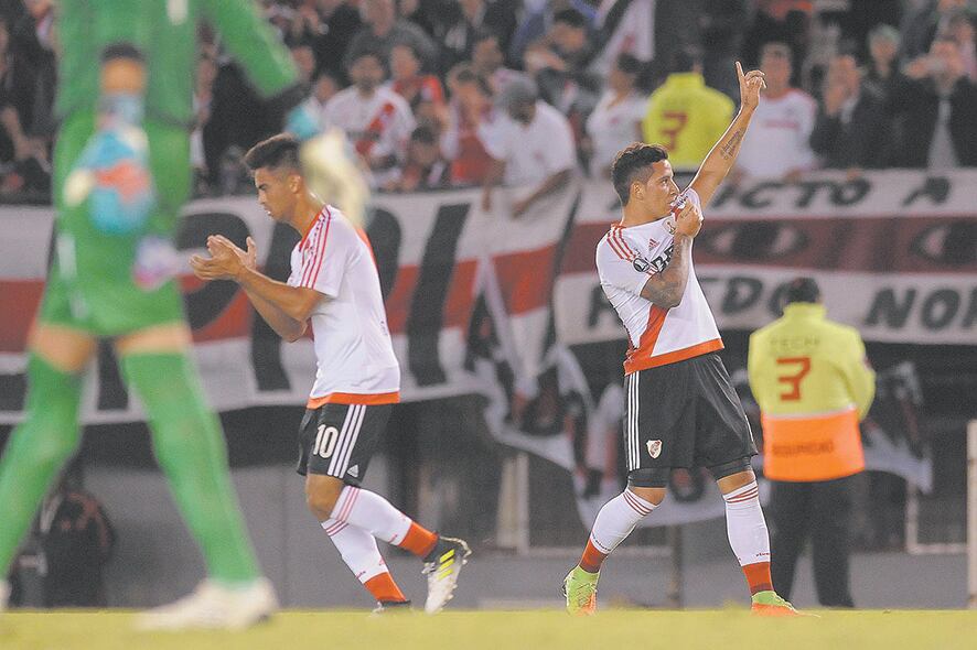 El partido fue atractivo desde el inicio, donde hubo cuatro goles rápidamente.