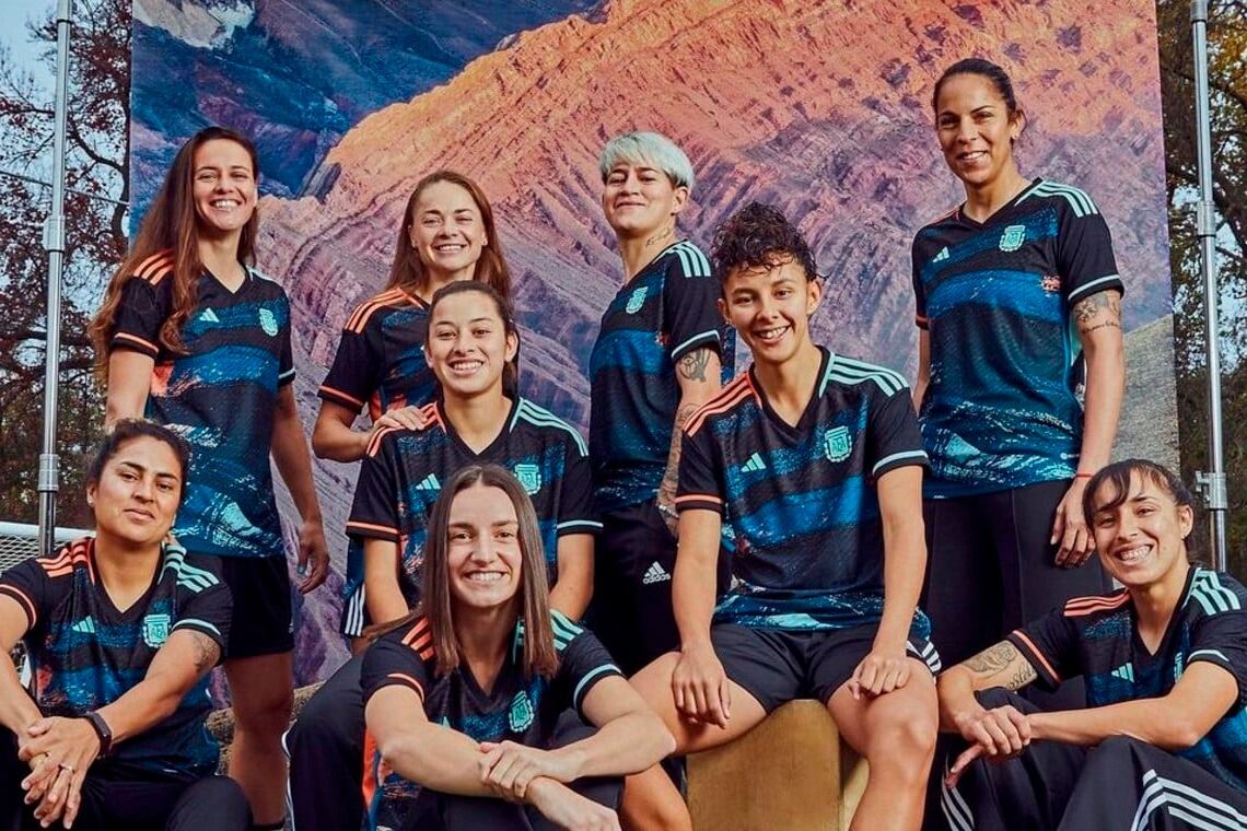 La Selección presentó nueva y espectacular casaca esta semana.