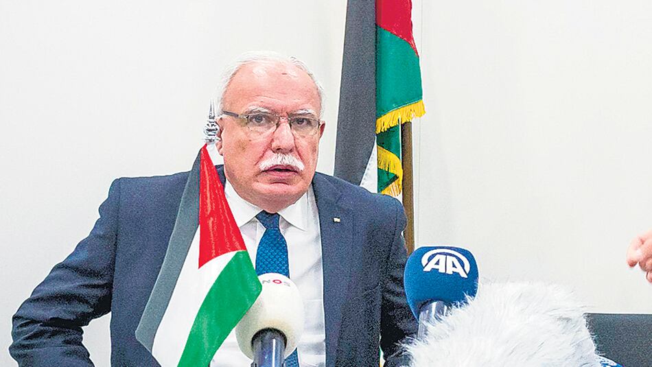 El canciller palestino, Riad al Malki, ayer en La Haya.