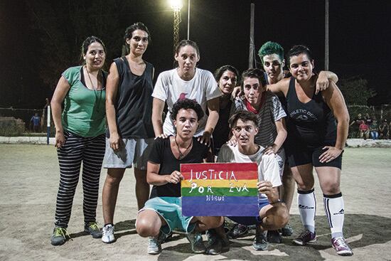 Algunas integrantes de Fútbol Militante.