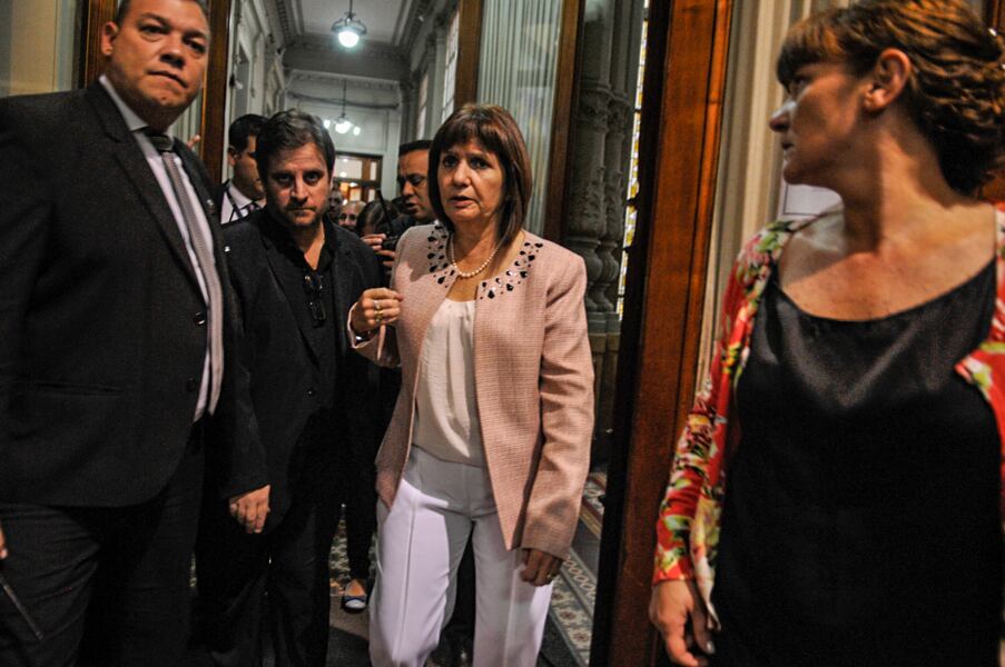 La ministra desmentida.