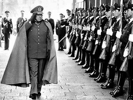 Los agentes incluso publicaron ediciones únicas de diarios falsos en Argentina y Brasil para sostener la historia de la dictadura de Pinochet.