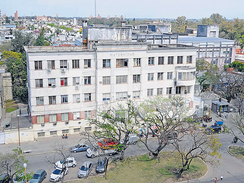 La psicóloga sancionada contactó a la nena mientras estaba internada en Pediatría del Iturraspe.