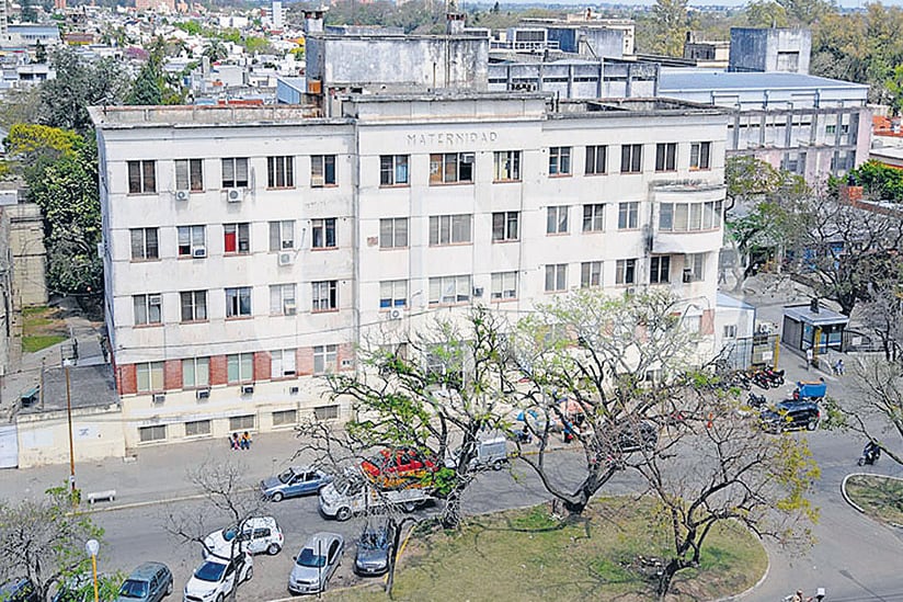 La psicóloga sancionada contactó a la nena mientras estaba internada en Pediatría del Iturraspe.