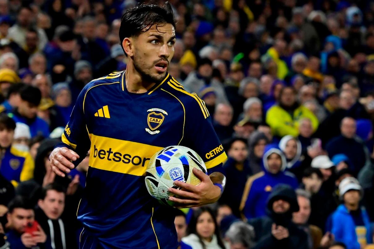 Leandro Paredes, de buena actuación ante los mendocinos.