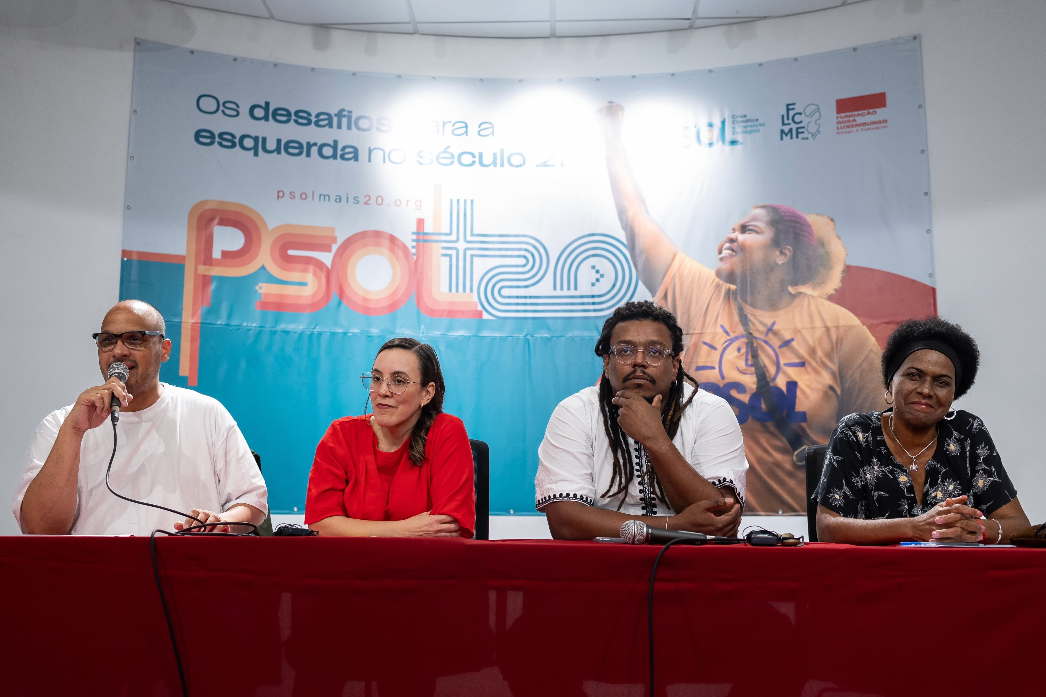 Federico Pita, Paula Coradi, Tiago Paraíba y Zuleica Romay (de izq a der.). Imagen: Olivia Leite