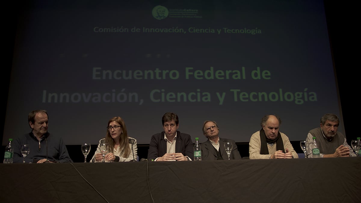 Los paneles debatieron propuestas de acción y trabajo.