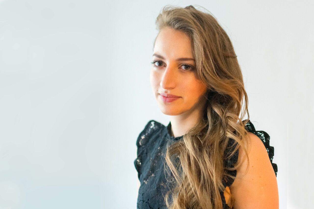 Victoria Birchner había debutado con Memoria del viento hace seis años.