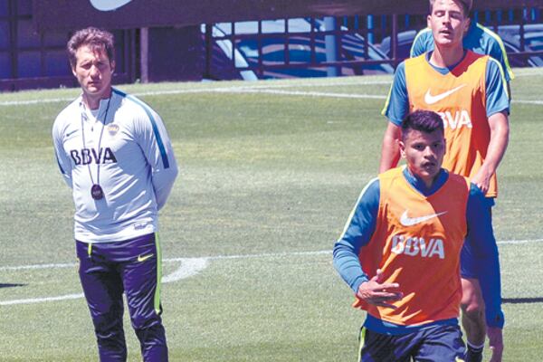 Walter Bou será el encargado de cumplir la función del goleador Benedetto.