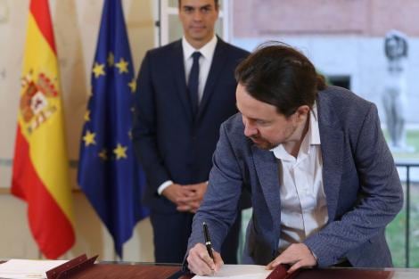 Pablo Iglesias y Pedro Sánchez.