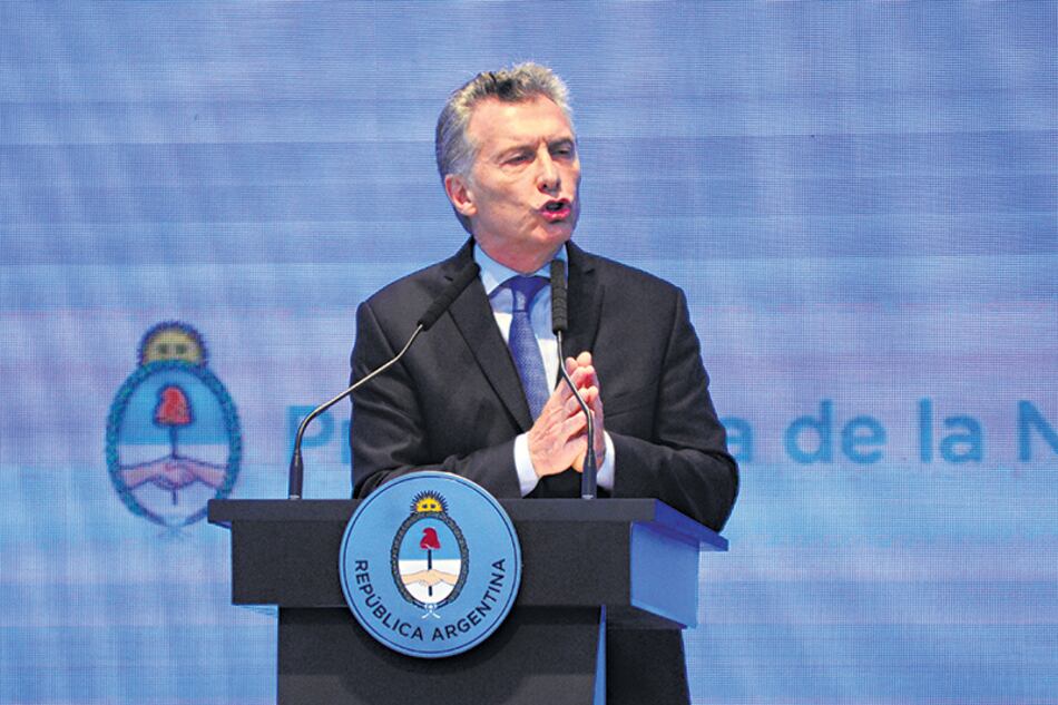Mauricio Macri presentó su plan ante una platea de invitados especiales en la cúpula del CCK.