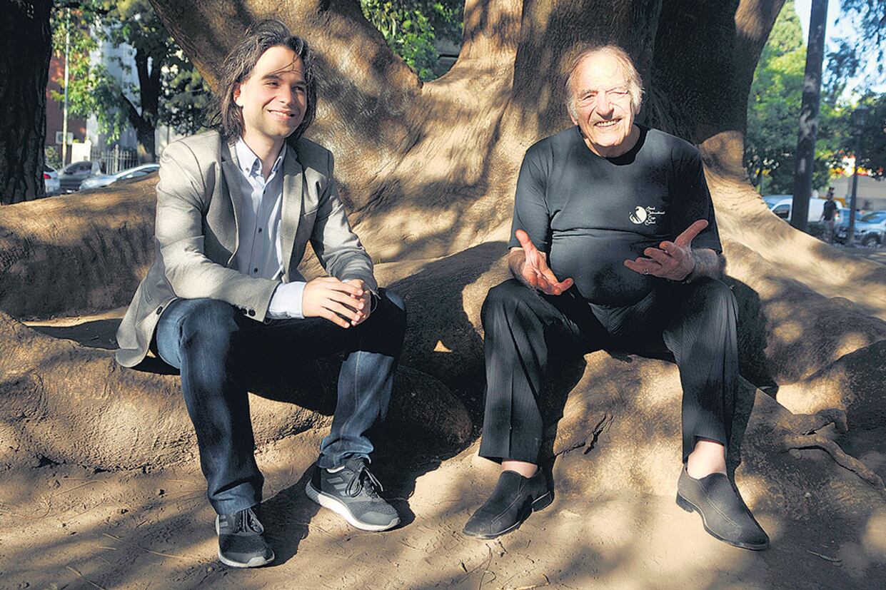 Lavandera y Estrella. Los separan más de cuarenta años. Son dos de los más destacados pianistas de la actualidad.