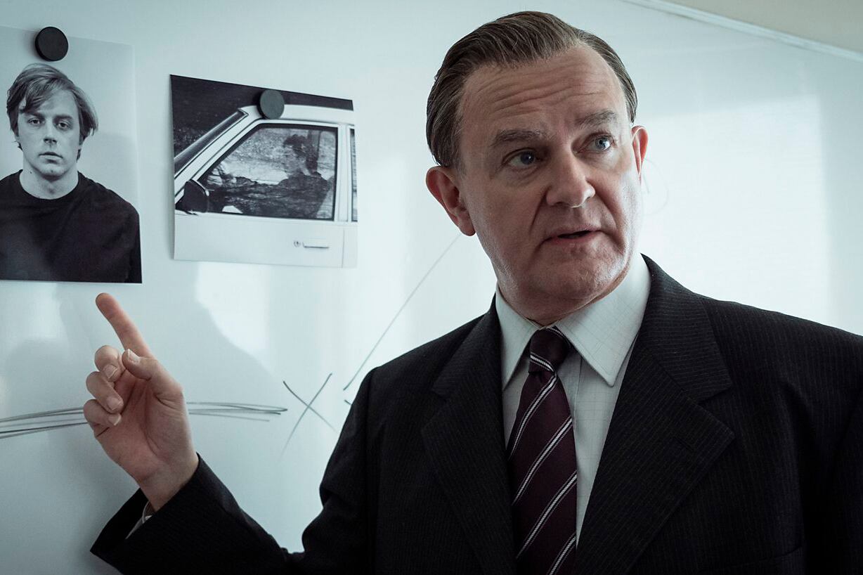 Bonneville acaba de publicar "Playing Under the Piano", libro de memorias lleno de jugosas anécdotas.